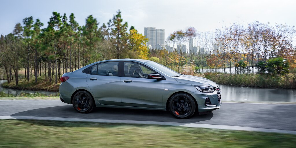 Chevrolet Onix 2023, sedán deportivo con un look especial como tú