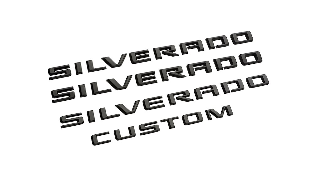 Emblemas Silverado y Custom en color negro para tu camioneta de trabajo 2025 