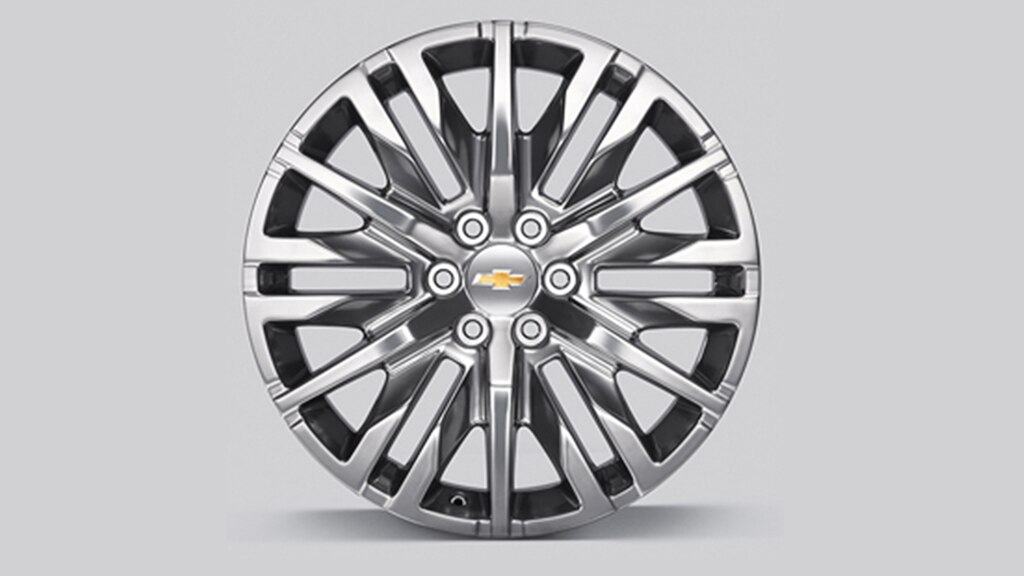 Rin de 22 pulgadas en acabado pulido de 6 brazos para tu camioneta Chevrolet Silverado Turbo 2025
