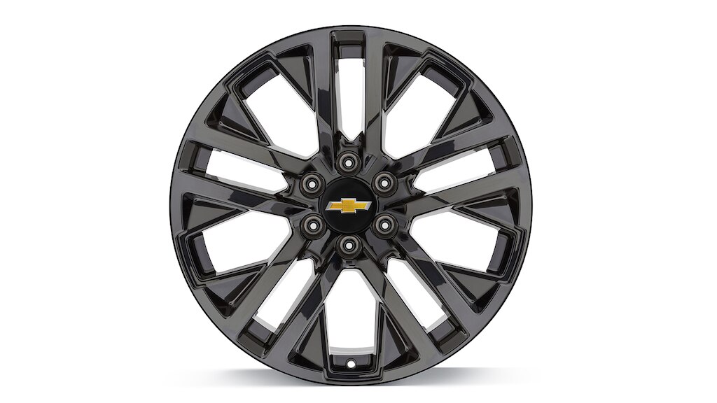 Rin en aluminio de 22 pulgadas en negro brillante de 5 brazos para tu camioneta Chevrolet Silverado Turbo 2025